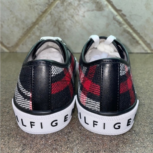 🆕 Tommy Hilfiger Plaid “Hill” LaceUp LowTop Sneaker, Size 8 - Picture 4 of 7